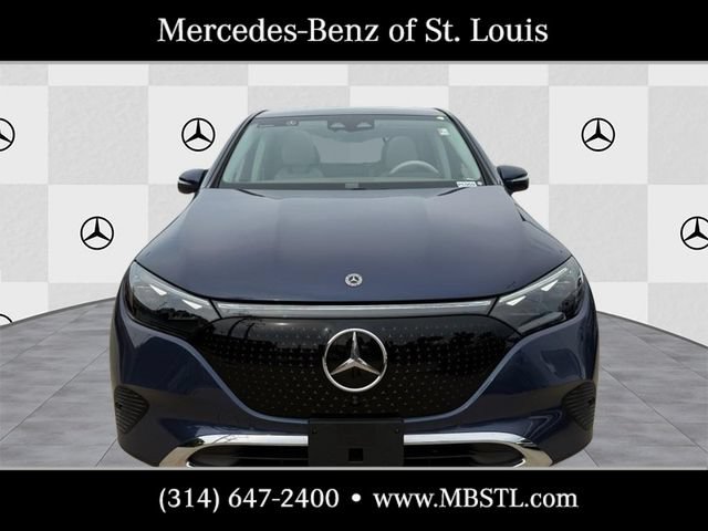 Certified 2023 Mercedes-Benz EQE 350+ 4MATIC SUV w/ Exclusive Trim Package image 7