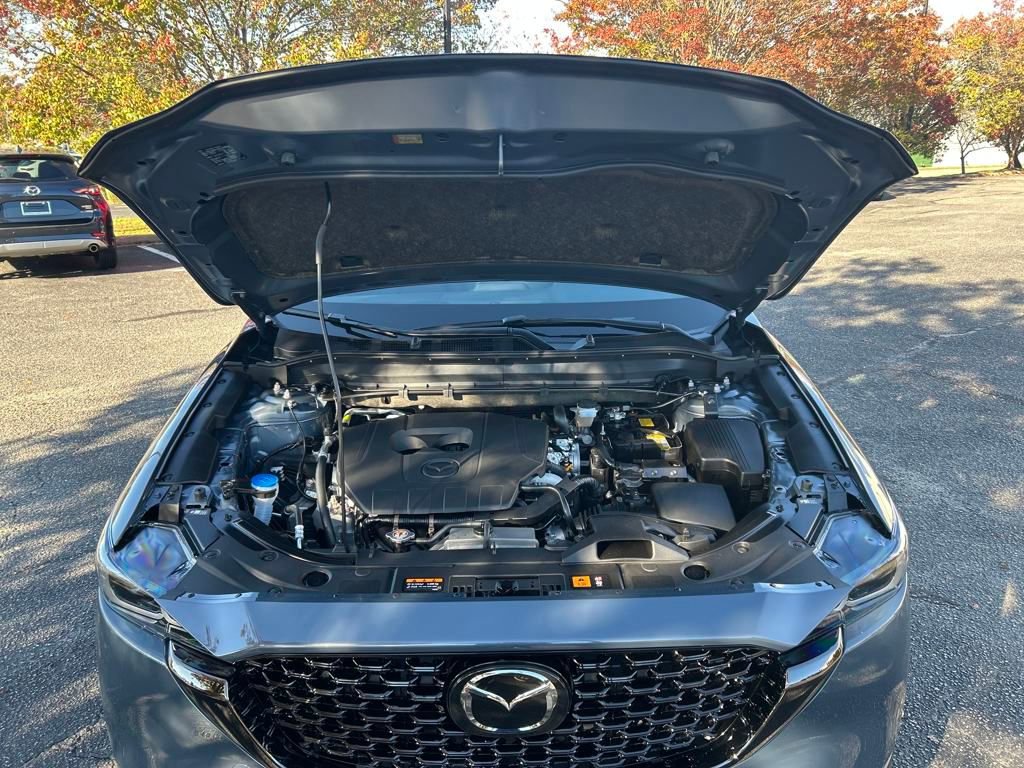 New 2025 MAZDA CX-5 Carbon Edition image 12