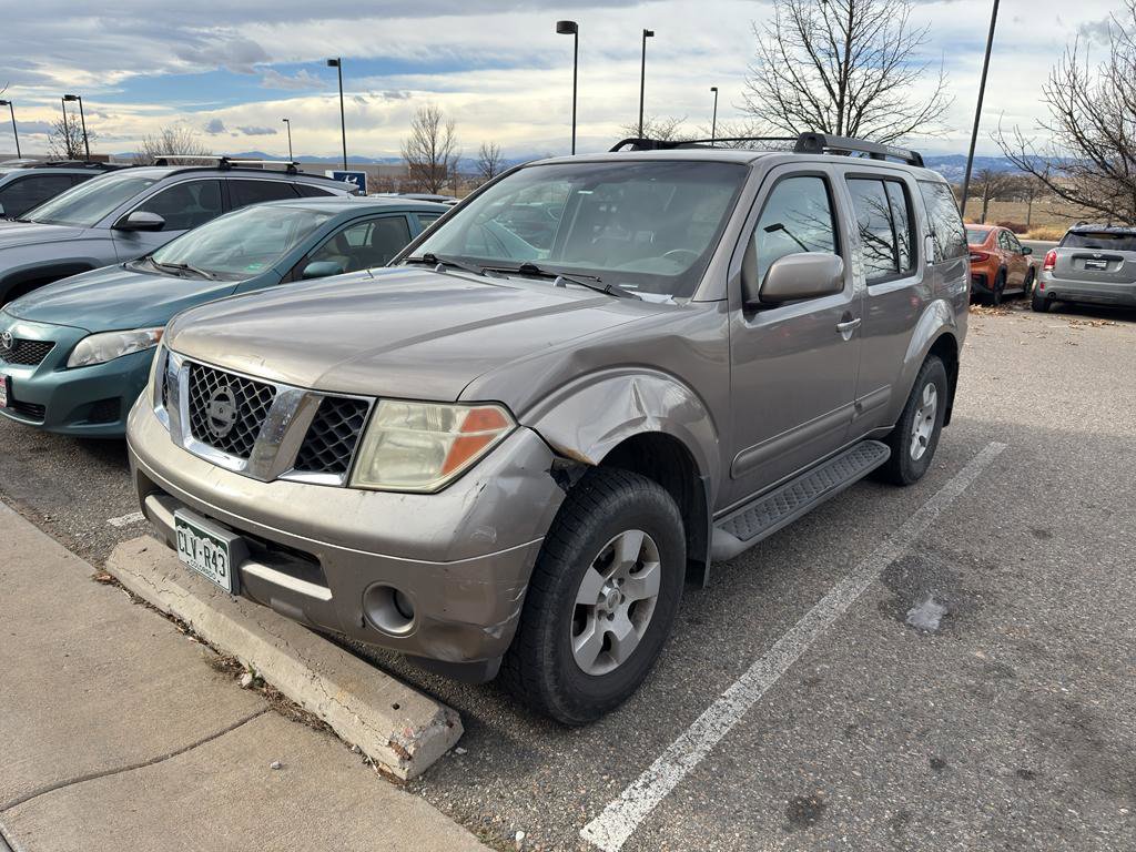 Used 2006 Nissan Pathfinder SE w/ (P01) Se Premium Pkg image 1