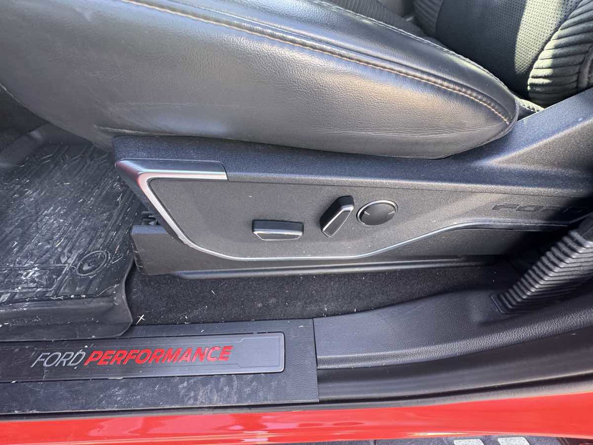 Used 2023 Ford F150 Raptor image 13