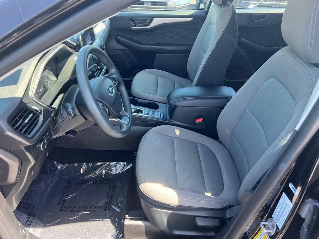 Certified 2022 Ford Escape S AWD/4WD image 11