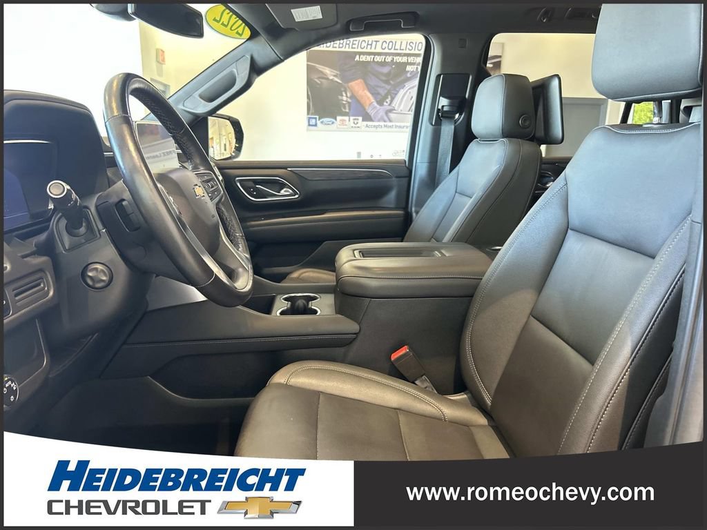 Used 2022 Chevrolet Tahoe LT w/ LT Signature Plus Package AWD/4WD image 13