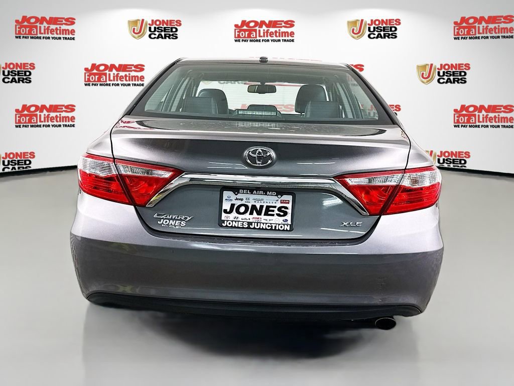 Used 2017 Toyota Camry XLE w/ Moonroof Package image 13