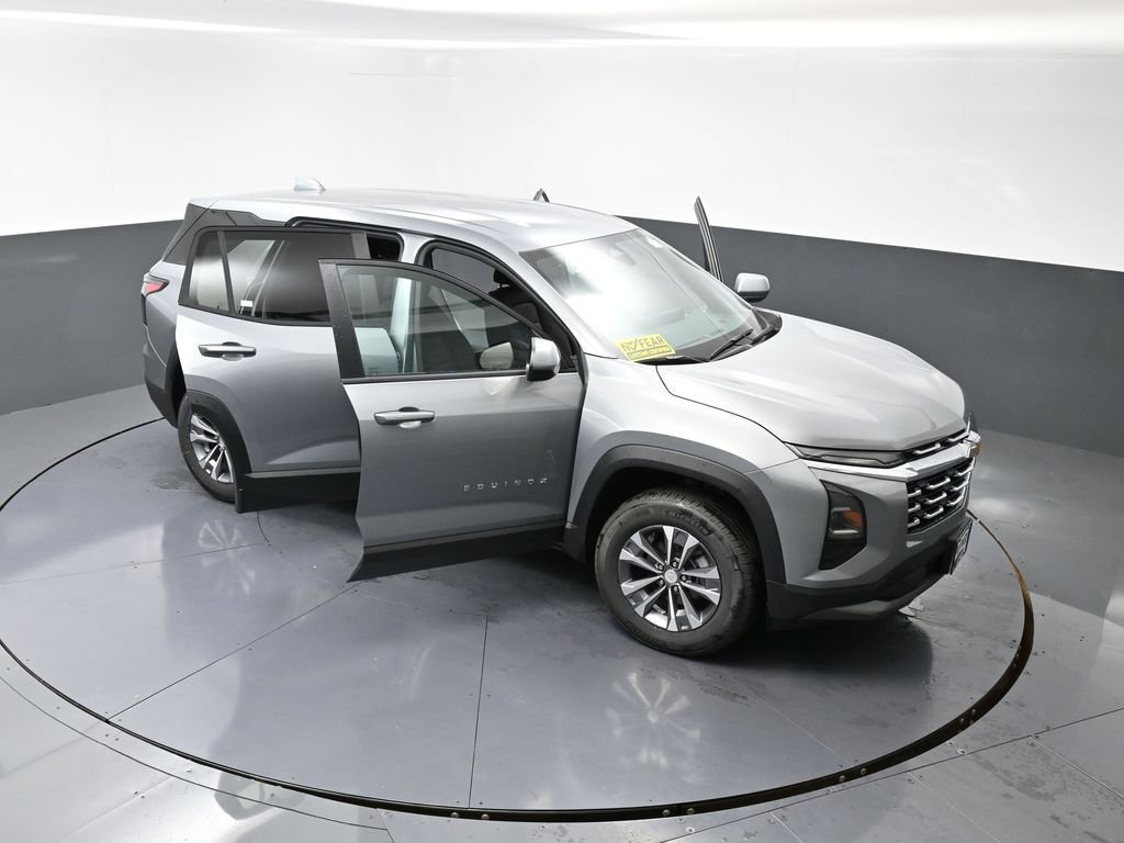 New 2026 Chevrolet Equinox LT w/ LPO, Floor Liner Package image 51