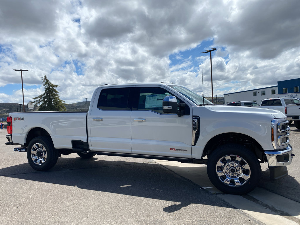New 2025 Ford F350 King Ranch w/ Chrome Package image 16