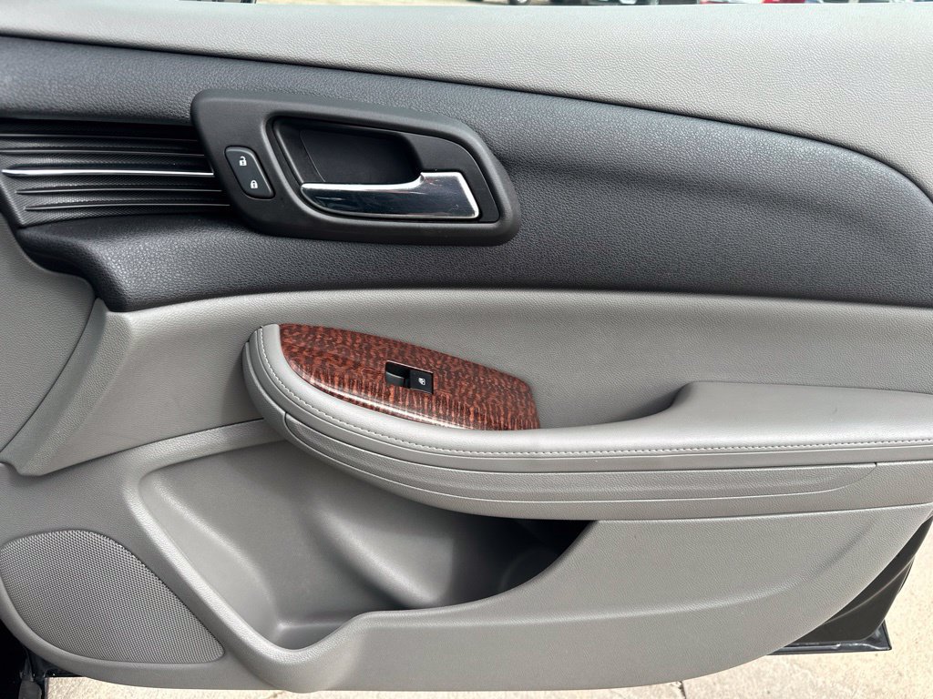 Used 2013 Chevrolet Malibu LT FWD image 28