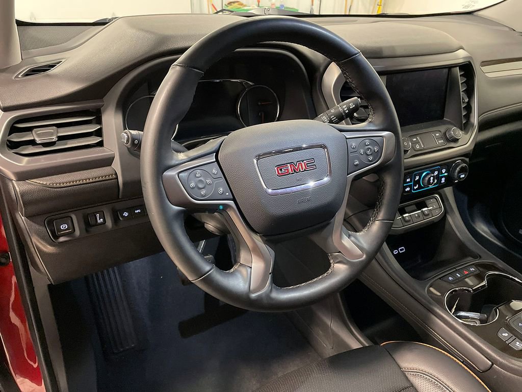 Used 2023 GMC Acadia AT4 w/ Technology Package image 21