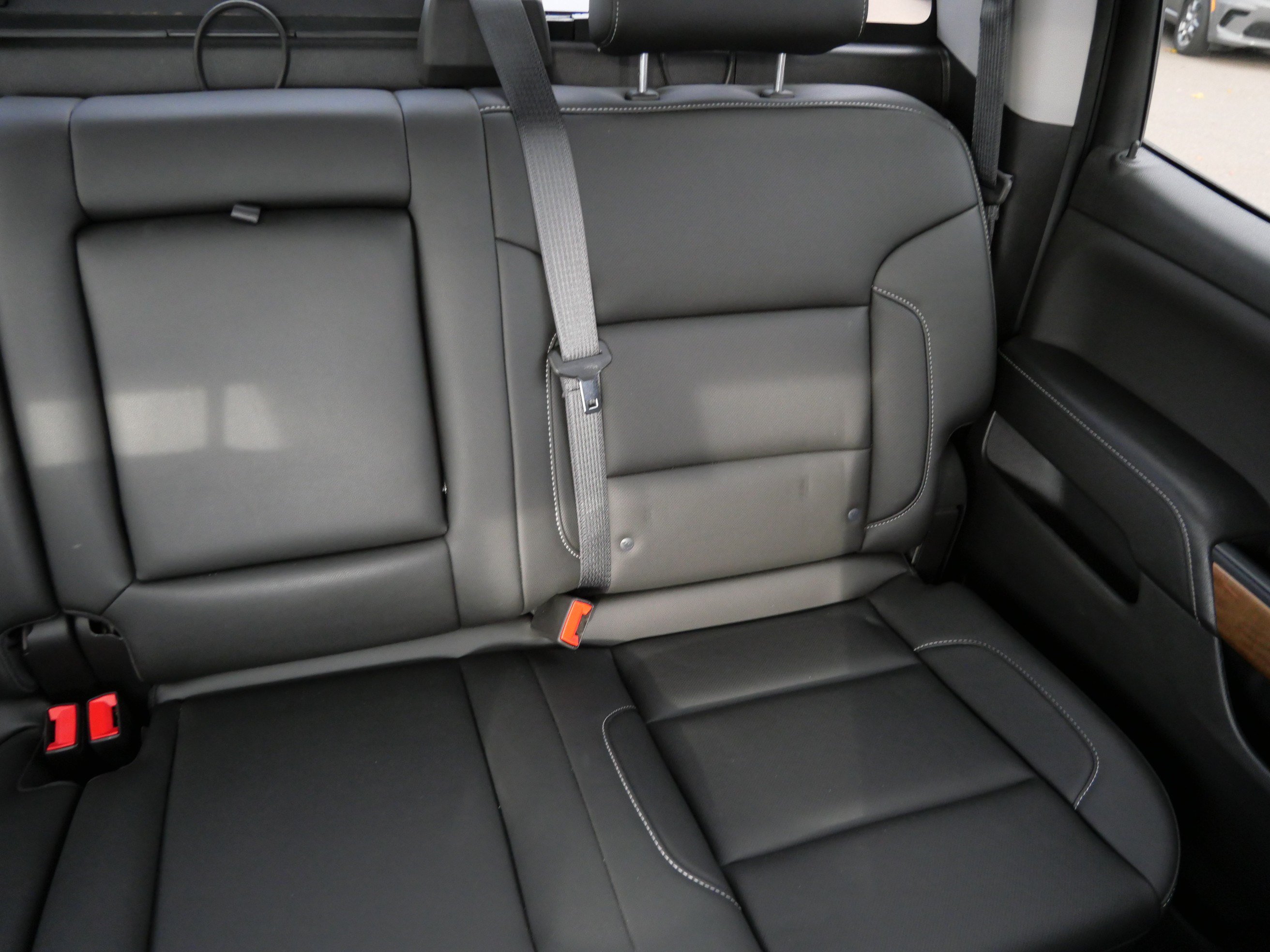 Used 2018 Chevrolet Silverado 1500 LTZ w/ Sport Package AWD/4WD image 14