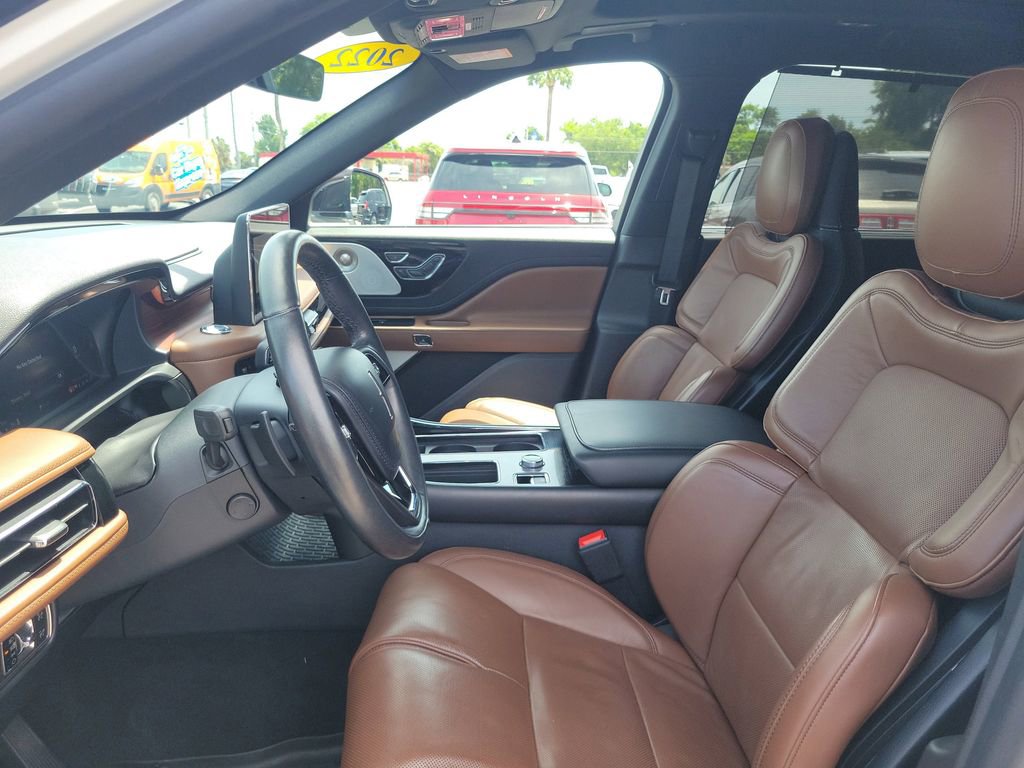 Certified 2022 Lincoln Aviator Reserve w/ Equipment Group 201A AWD/4WD image 17