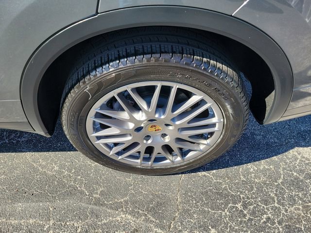 Used 2016 Porsche Cayenne image 6