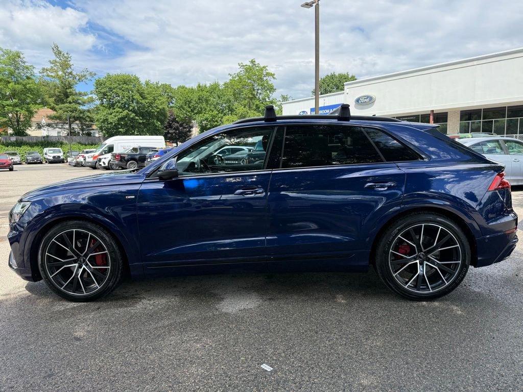 Used 2019 Audi Q8 Premium Plus w/ Premium Plus AWD/4WD image 11