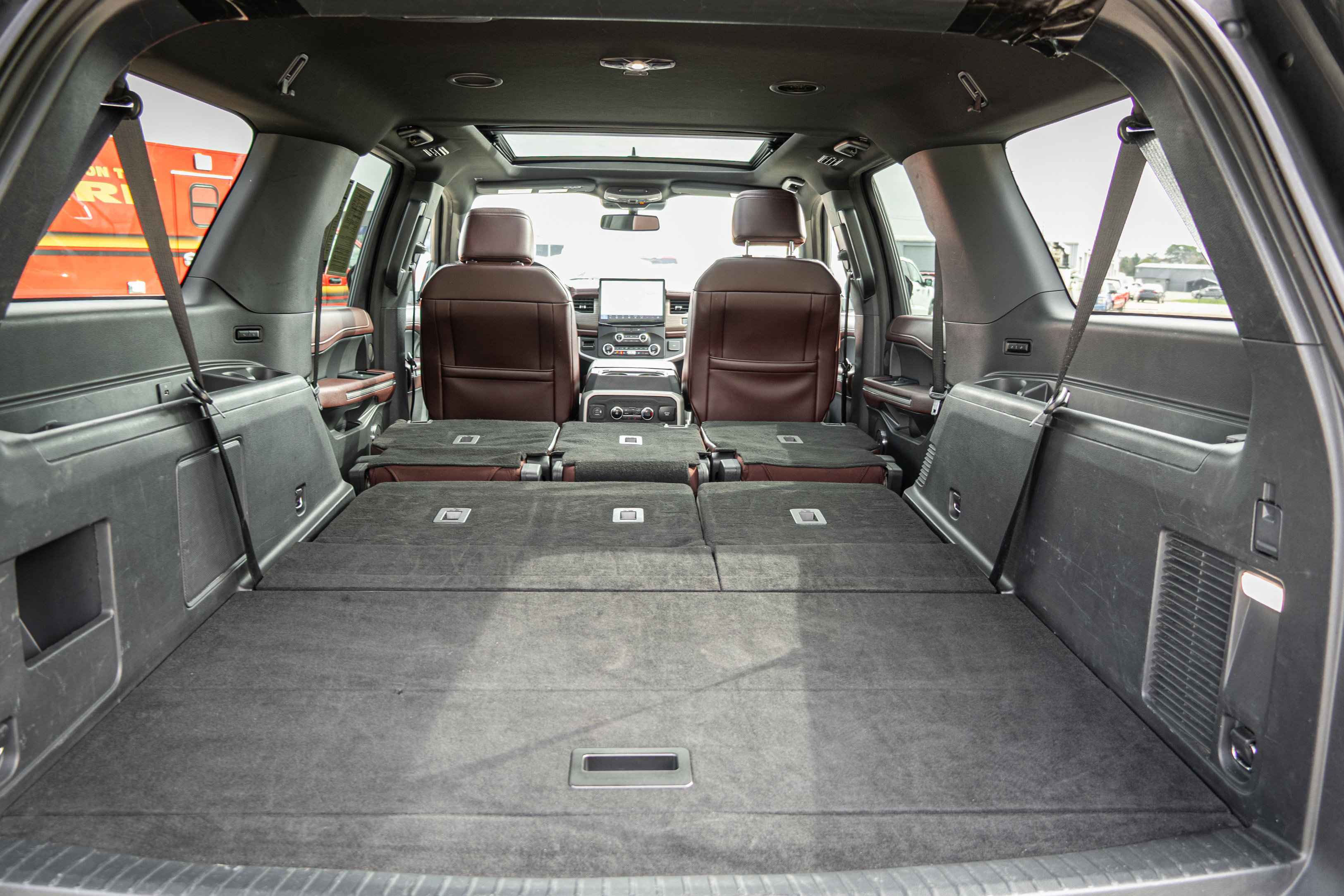 Used 2023 Ford Expedition Max Limited image 18