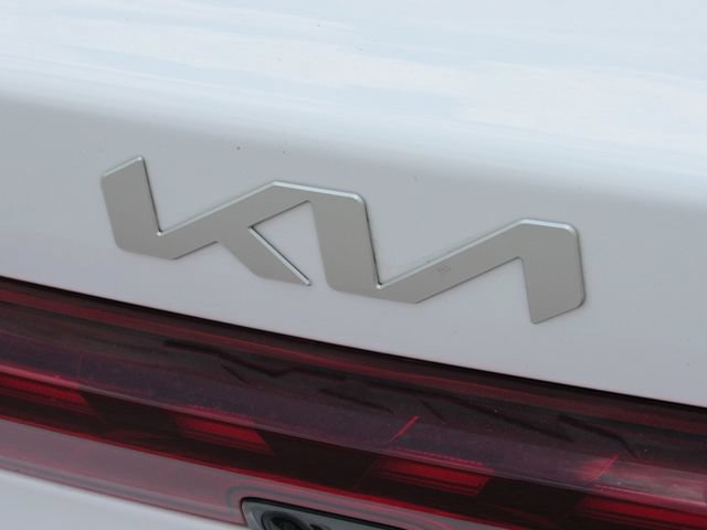 Used 2022 Kia K5 EX w/ EX Premium Package FWD image 12