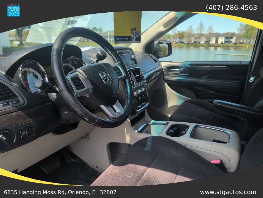 Used 2013 Dodge Grand Caravan SXT w/ Rear Park Assist Pkg FWD image 13