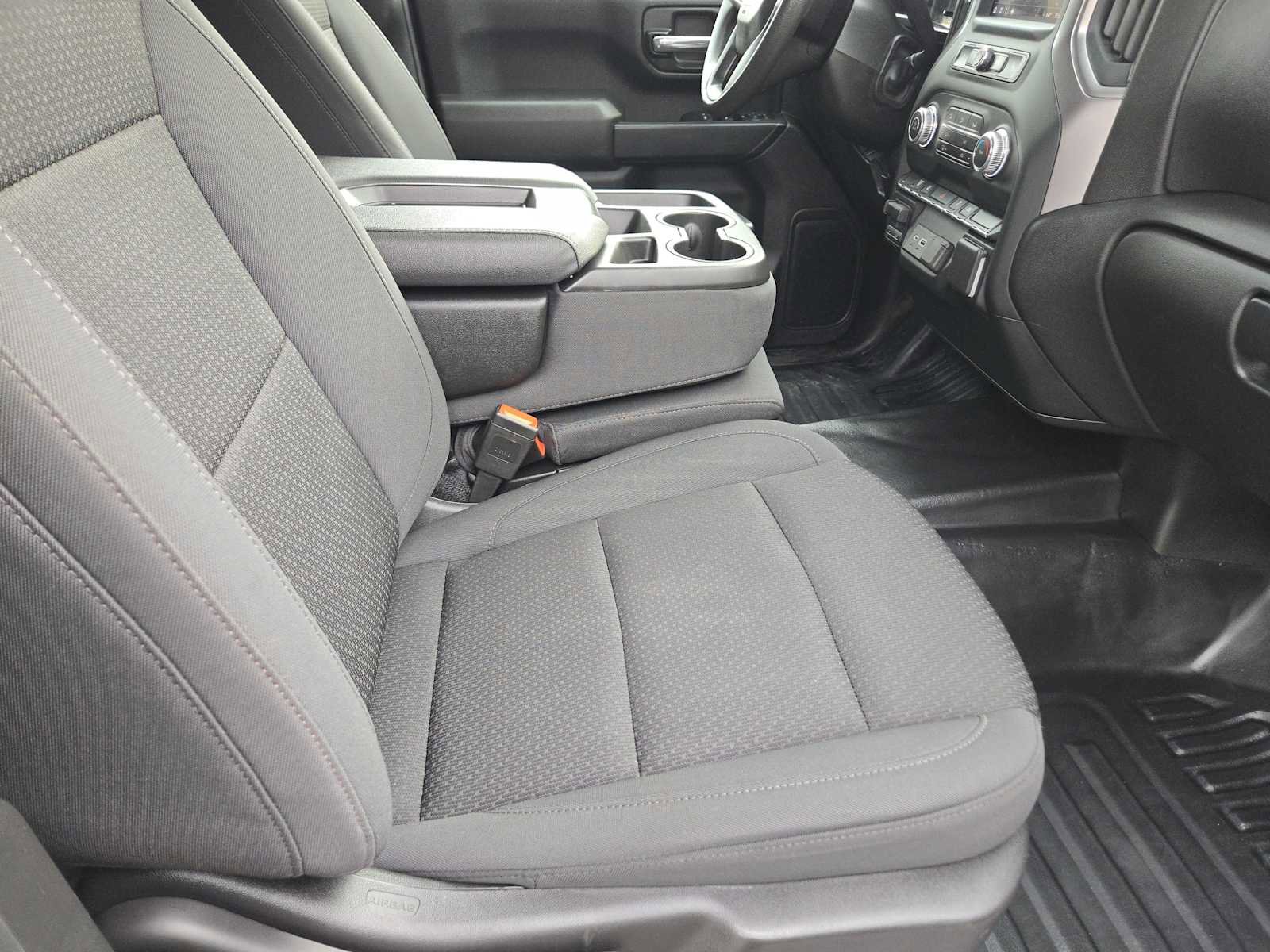 Used 2024 GMC Sierra 3500 Pro w/ Convenience Package image 14