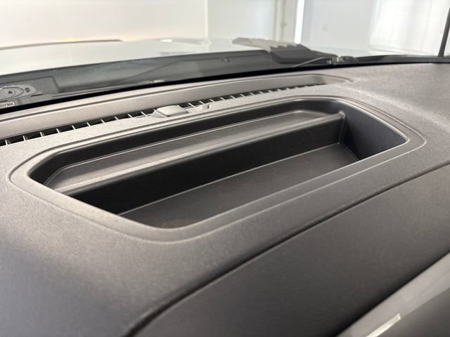 Used 2024 Chevrolet Silverado 2500 Custom w/ Custom Value Package image 57