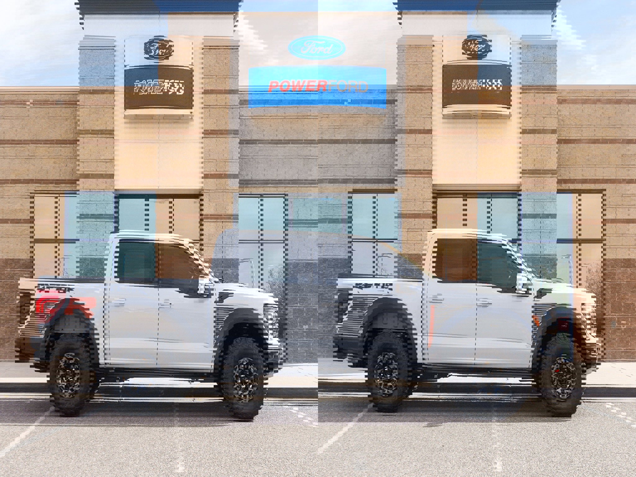 Used 2025 Ford F150 Raptor w/ Equipment Group 803A Raptor R image 5