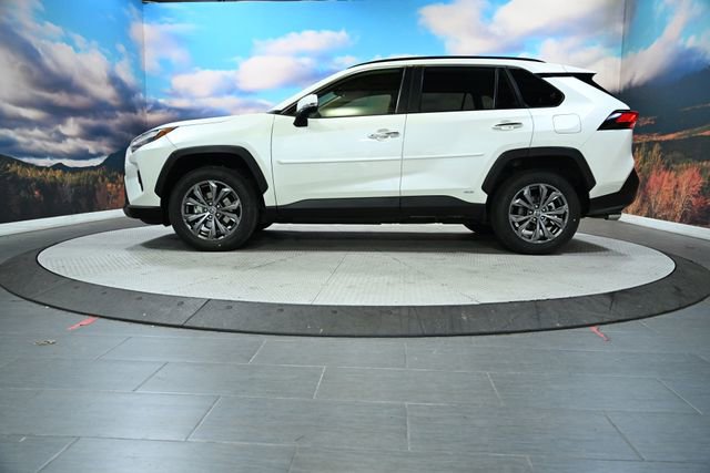 Used 2022 Toyota RAV4 Limited w/ Limited Grade Weather Package image 5