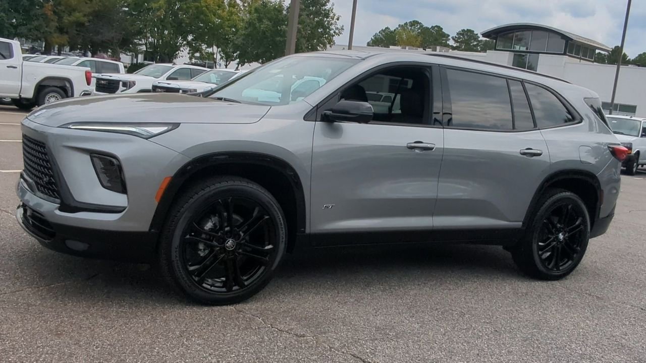 New 2026 Buick Enclave Sport Touring w/ Power Package image 4