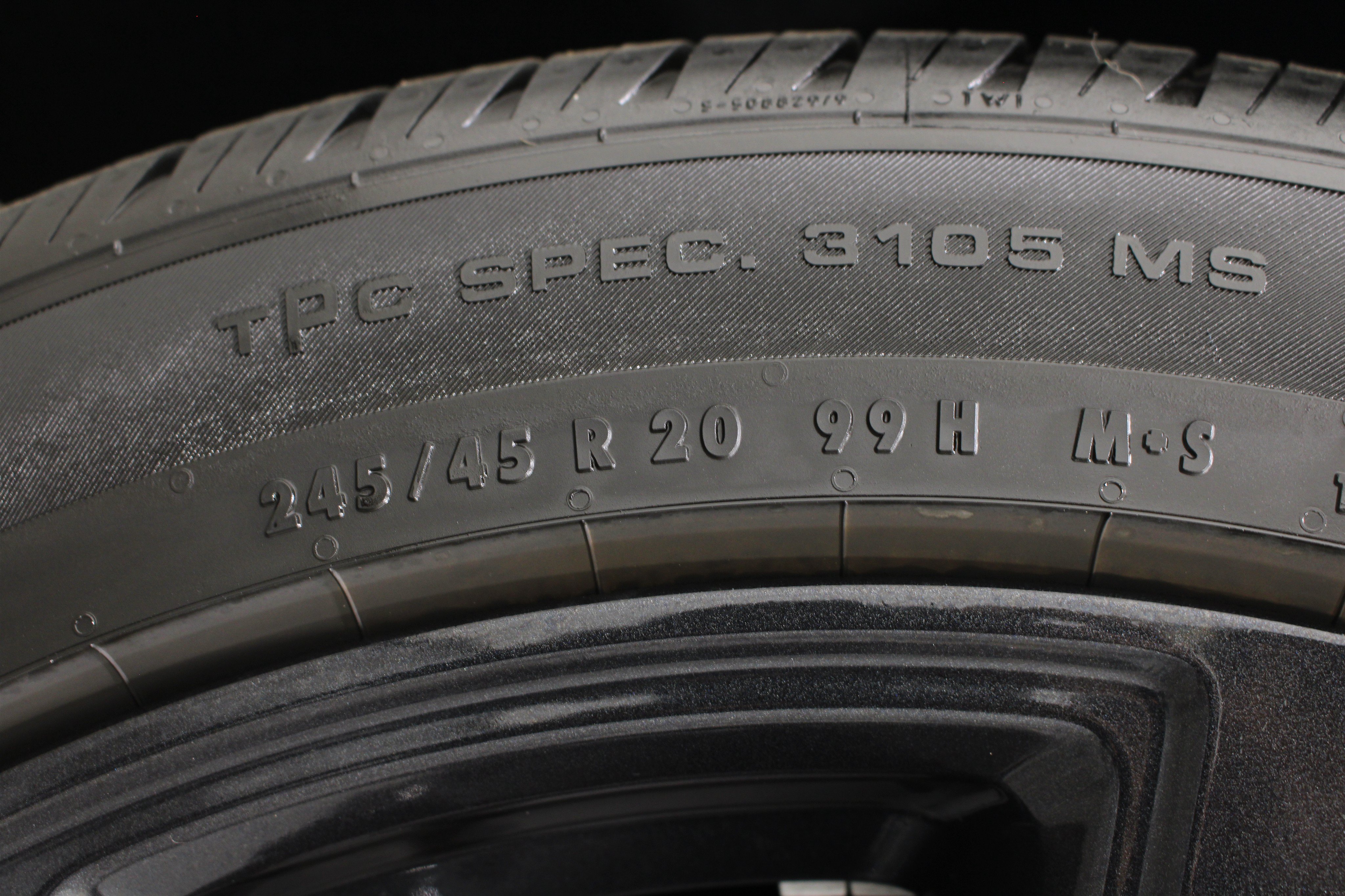 Used 2023 Buick Envision Essence AWD/4WD image 40