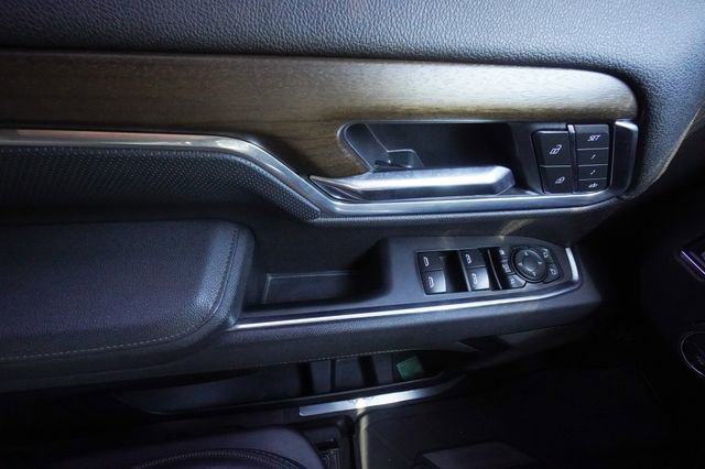 Used 2025 Chevrolet Silverado 2500 High Country AWD/4WD image 17