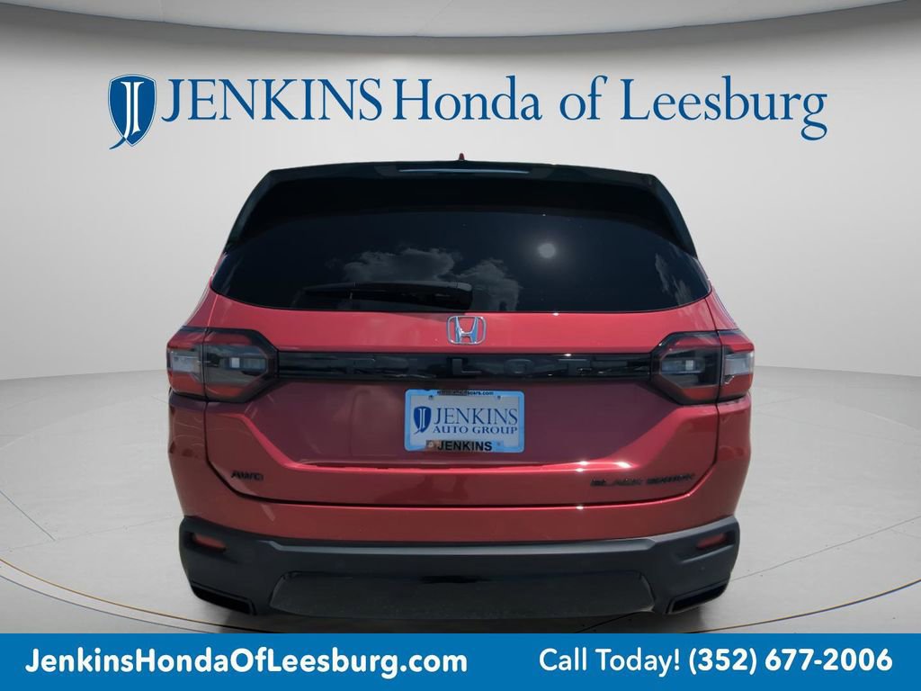 New 2026 Honda Pilot Black Edition image 4