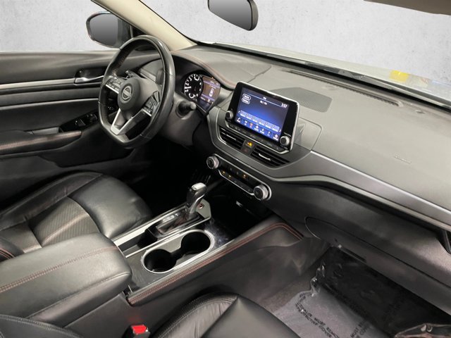 Used 2024 Nissan Altima 2.5 SR FWD image 19