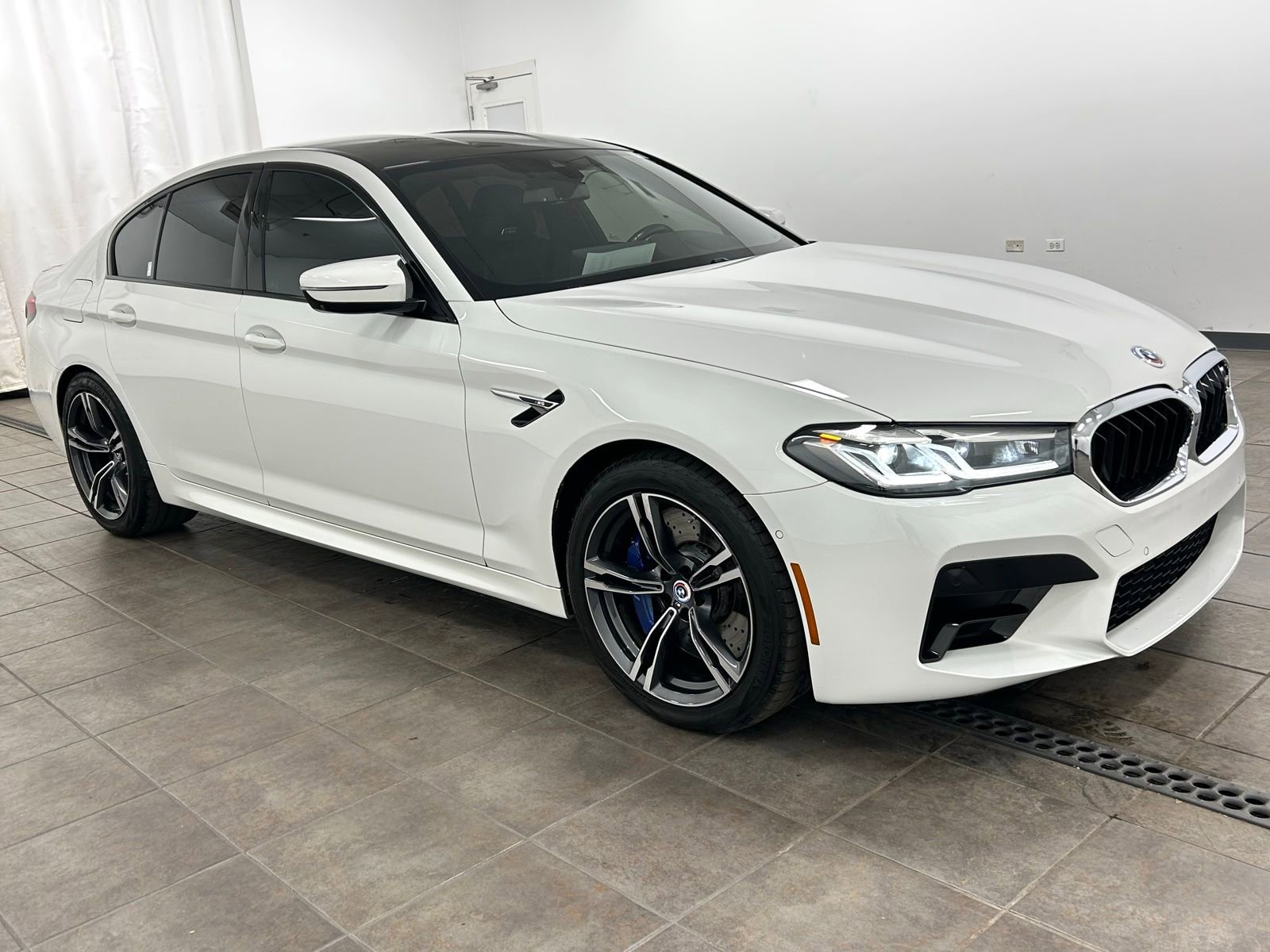 Used 2023 BMW M5 w/ Executive Package AWD/4WD image 8