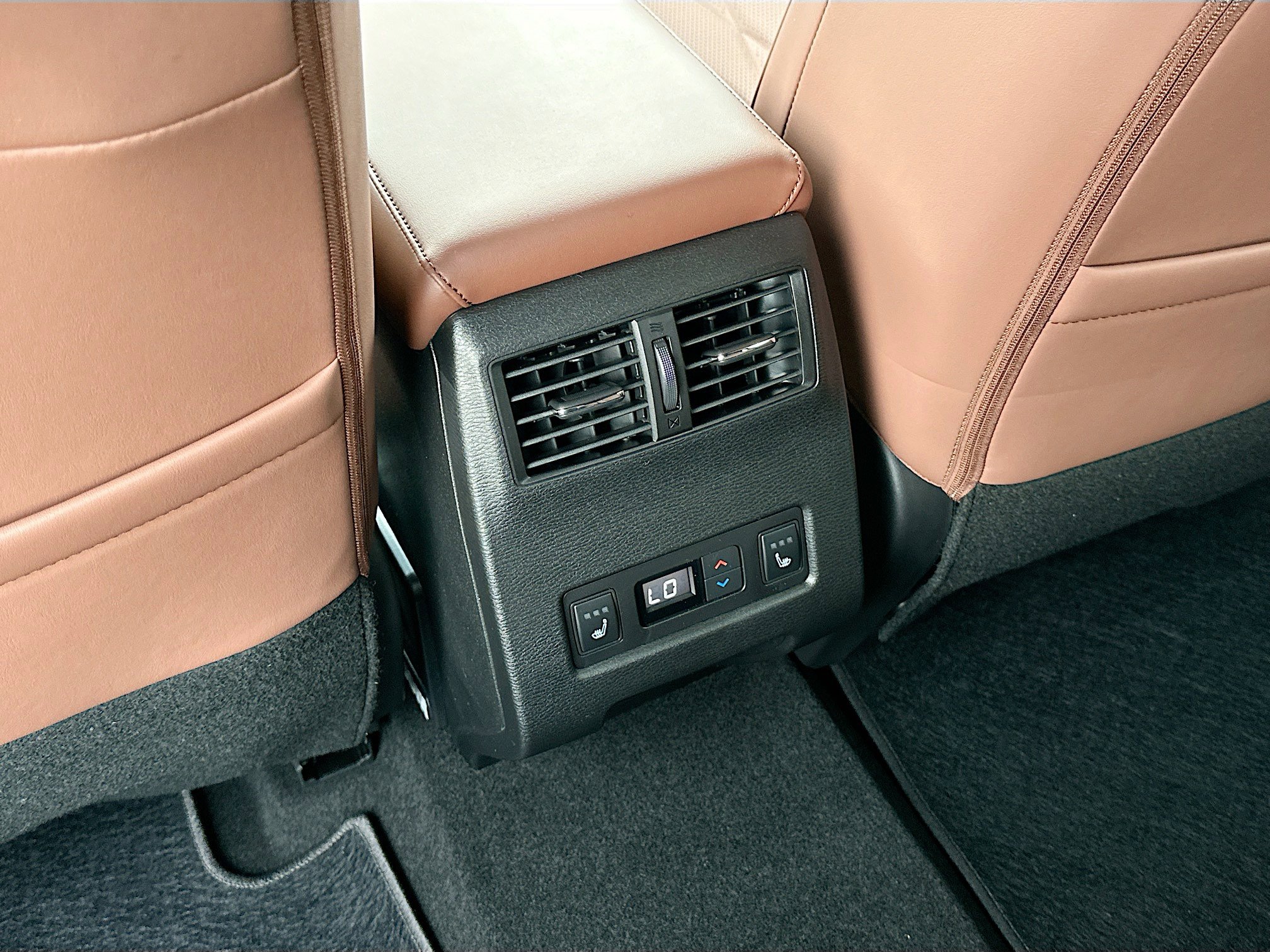New 2025 Mitsubishi Outlander SEL image 19