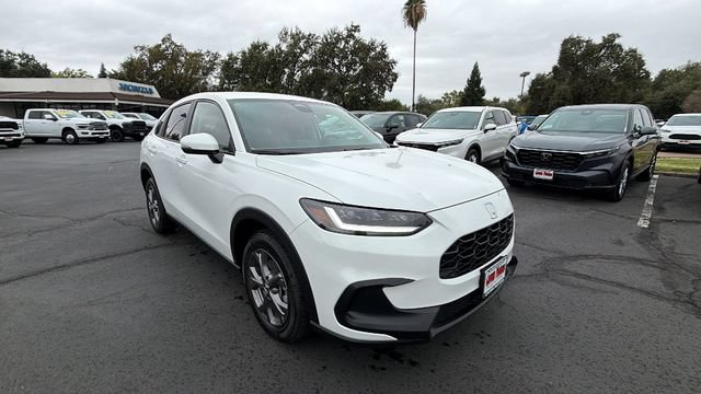New 2027 Honda HR-V LX image 2