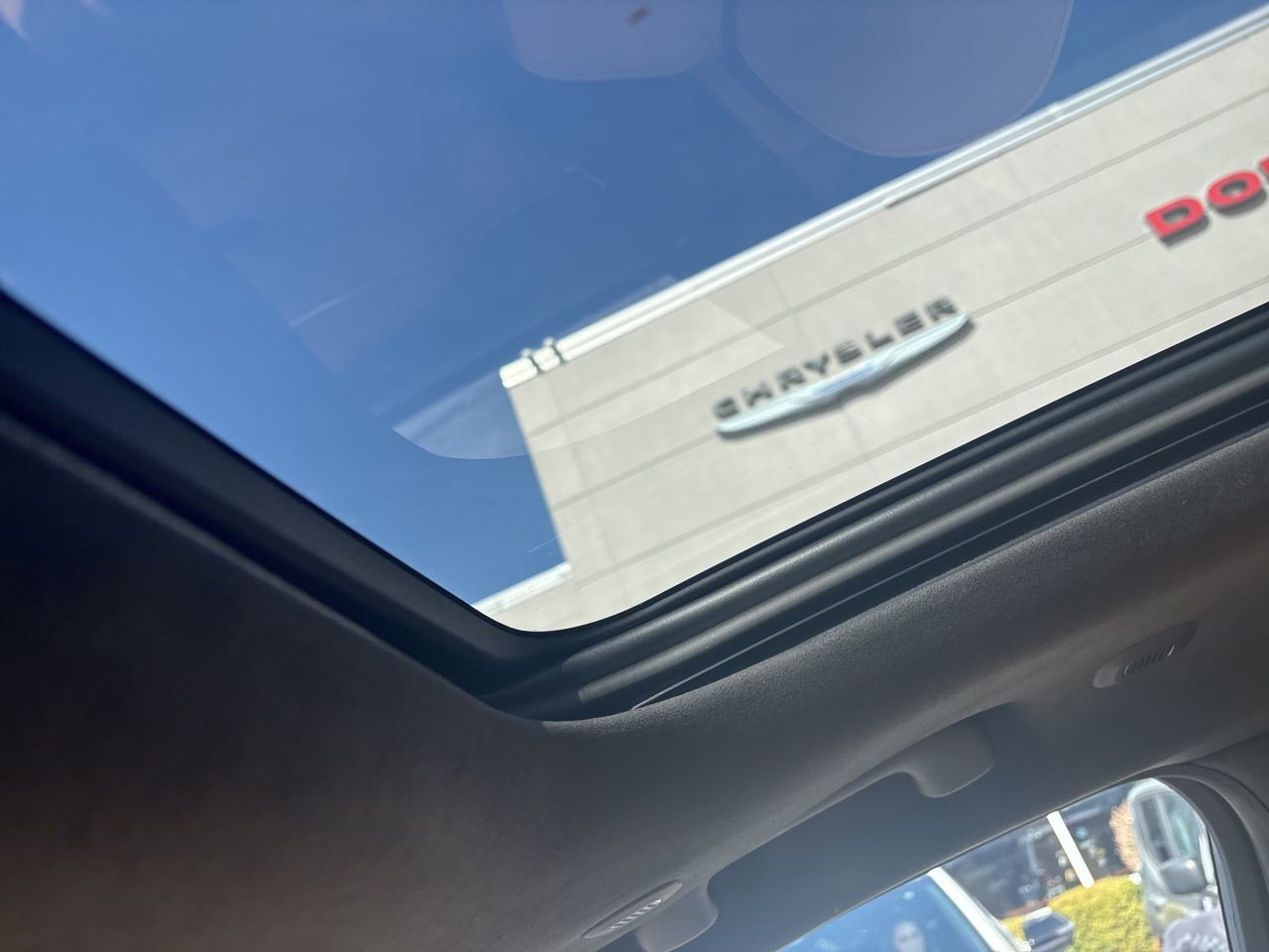 Used 2024 Jeep Grand Cherokee Summit image 25