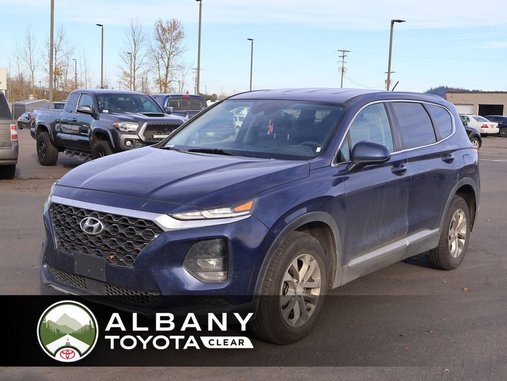 Used 2020 Hyundai Santa Fe SE image 1