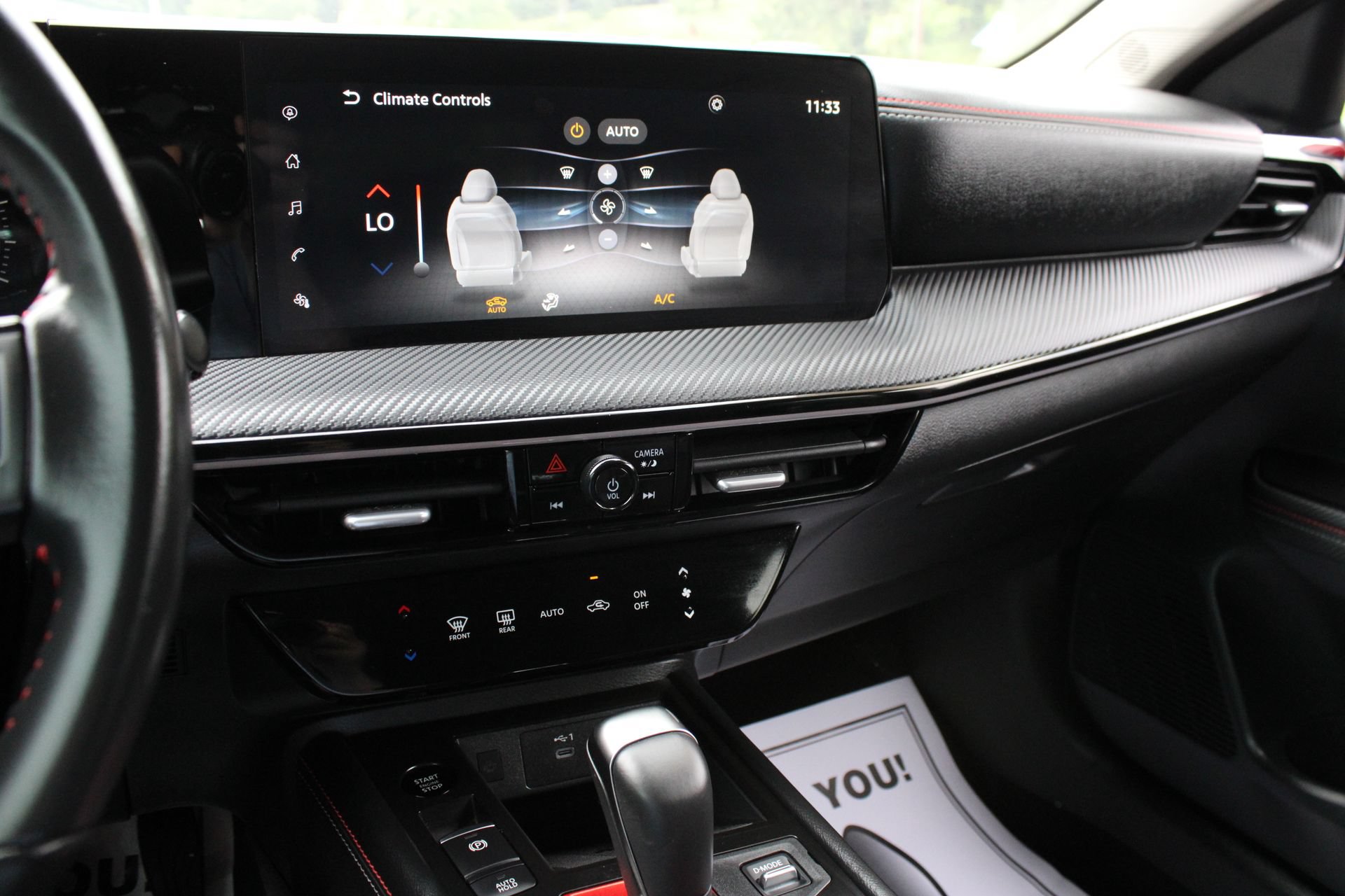 Used 2025 Nissan Kicks SR FWD image 33