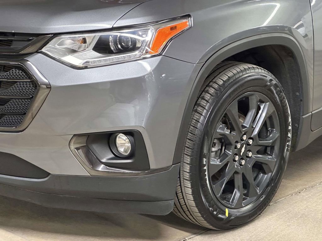 Used 2021 Chevrolet Traverse RS w/ LPO, Floor Liner Package AWD/4WD image 10