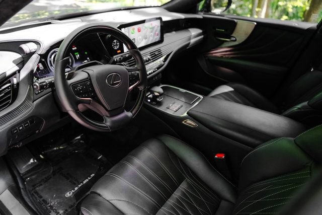 Used 2023 Lexus LS 500h AWD w/ Luxury Package image 22