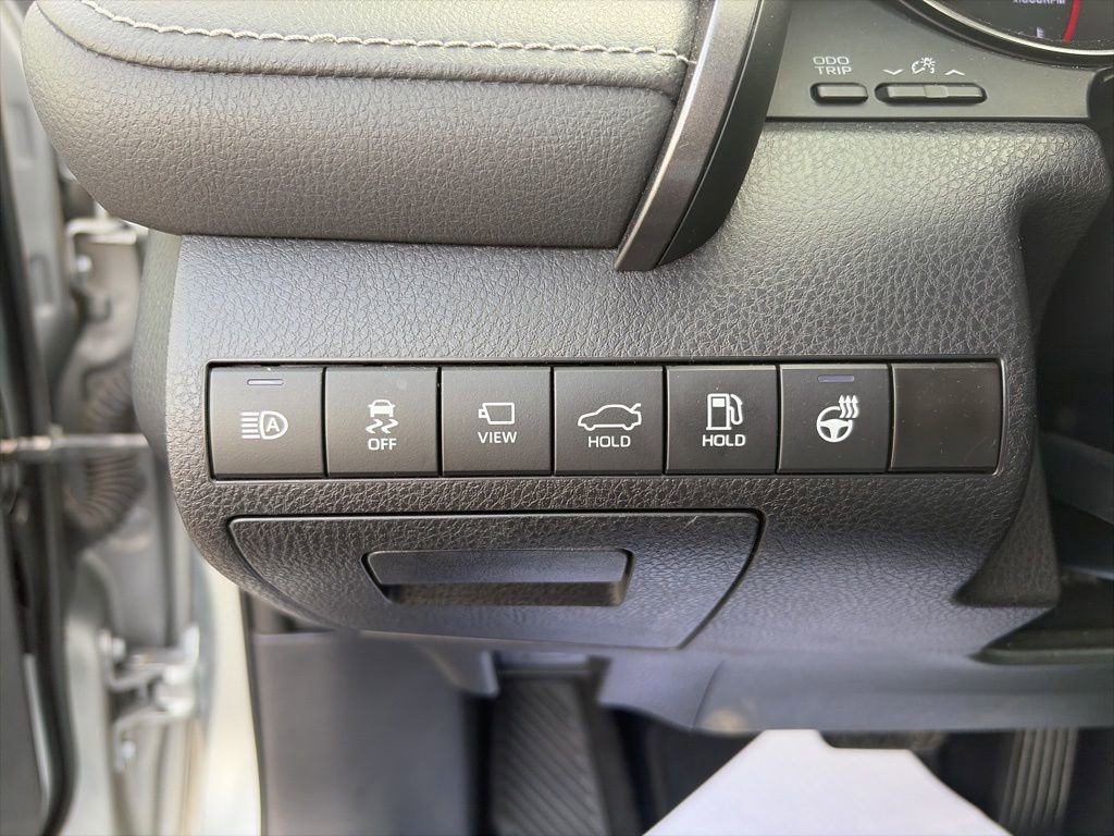Used 2023 Toyota Camry XSE w/ Navigation Package image 15