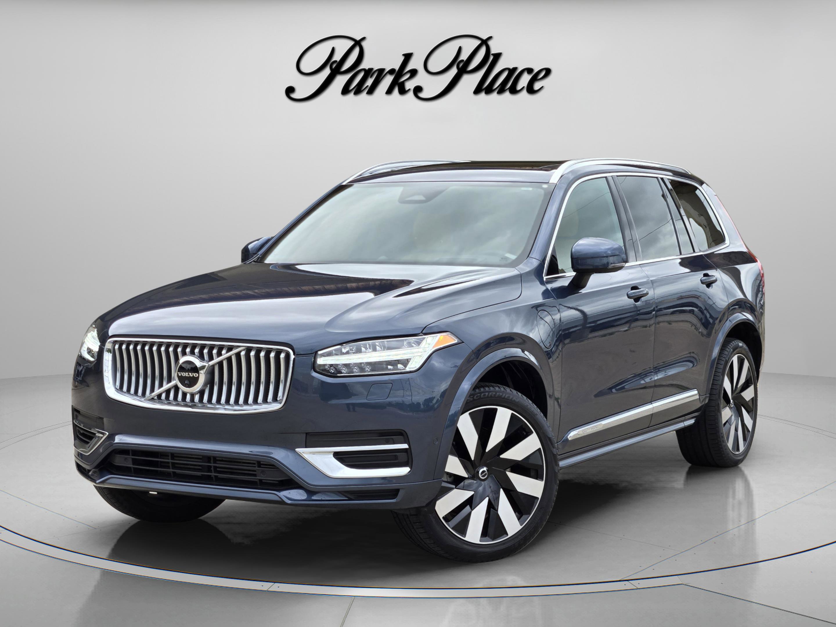Used 2023 Volvo XC90 T8 Ultimate w/ Protection Package Premier image 1
