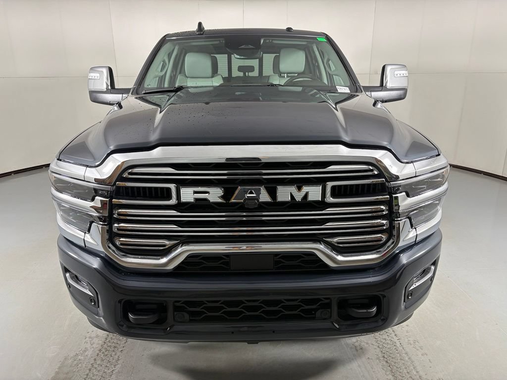 New 2026 RAM 2500 Laramie AWD/4WD image 3