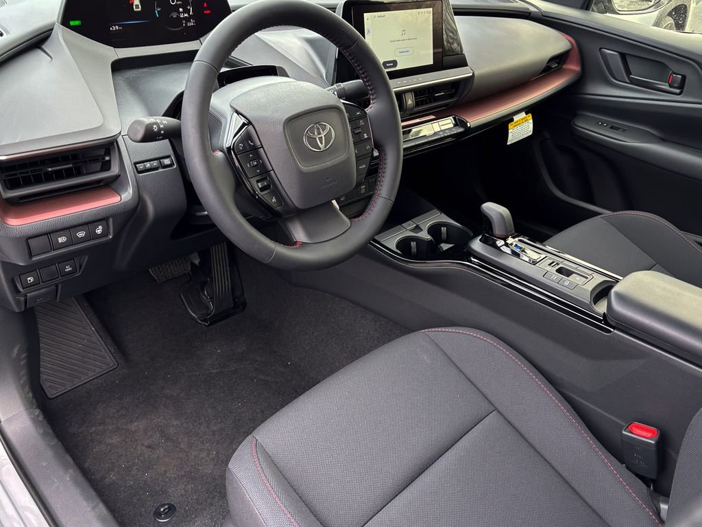 New 2026 Toyota Prius Plug-In Hybrid SE image 9