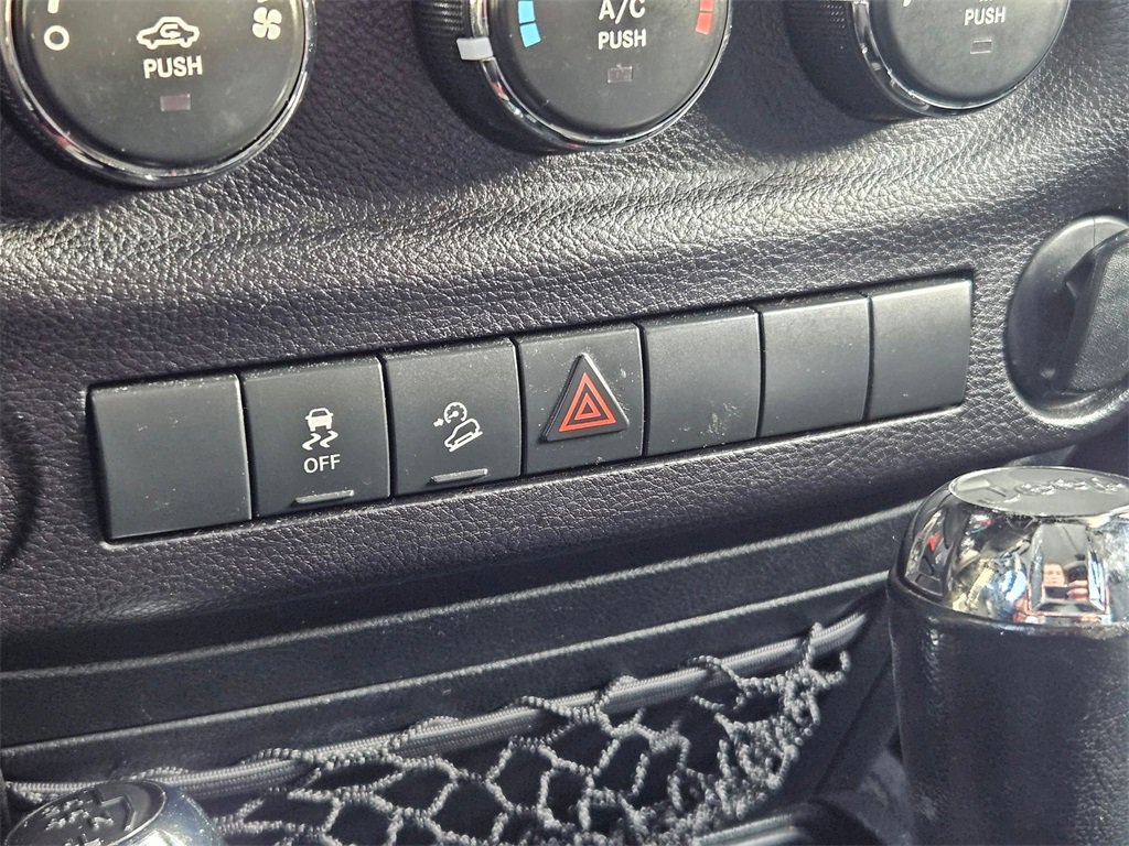 Used 2016 Jeep Wrangler Unlimited Sport image 26