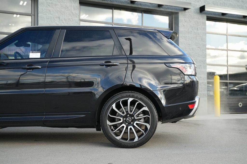 Used 2020 Land Rover Range Rover Sport HSE image 13
