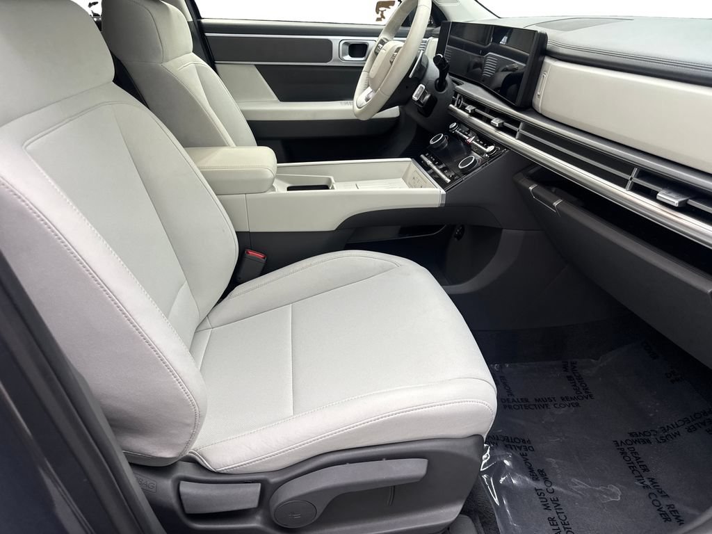 Used 2026 Hyundai Santa Fe SE AWD/4WD image 47