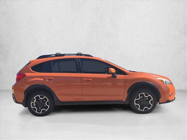 Used 2014 Subaru Crosstrek 2.0i Premium w/ Moonroof Package AWD/4WD image 4