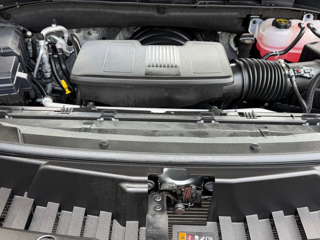 Used 2026 GMC Yukon Elevation w/ LPO, Floor Liner Package image 7