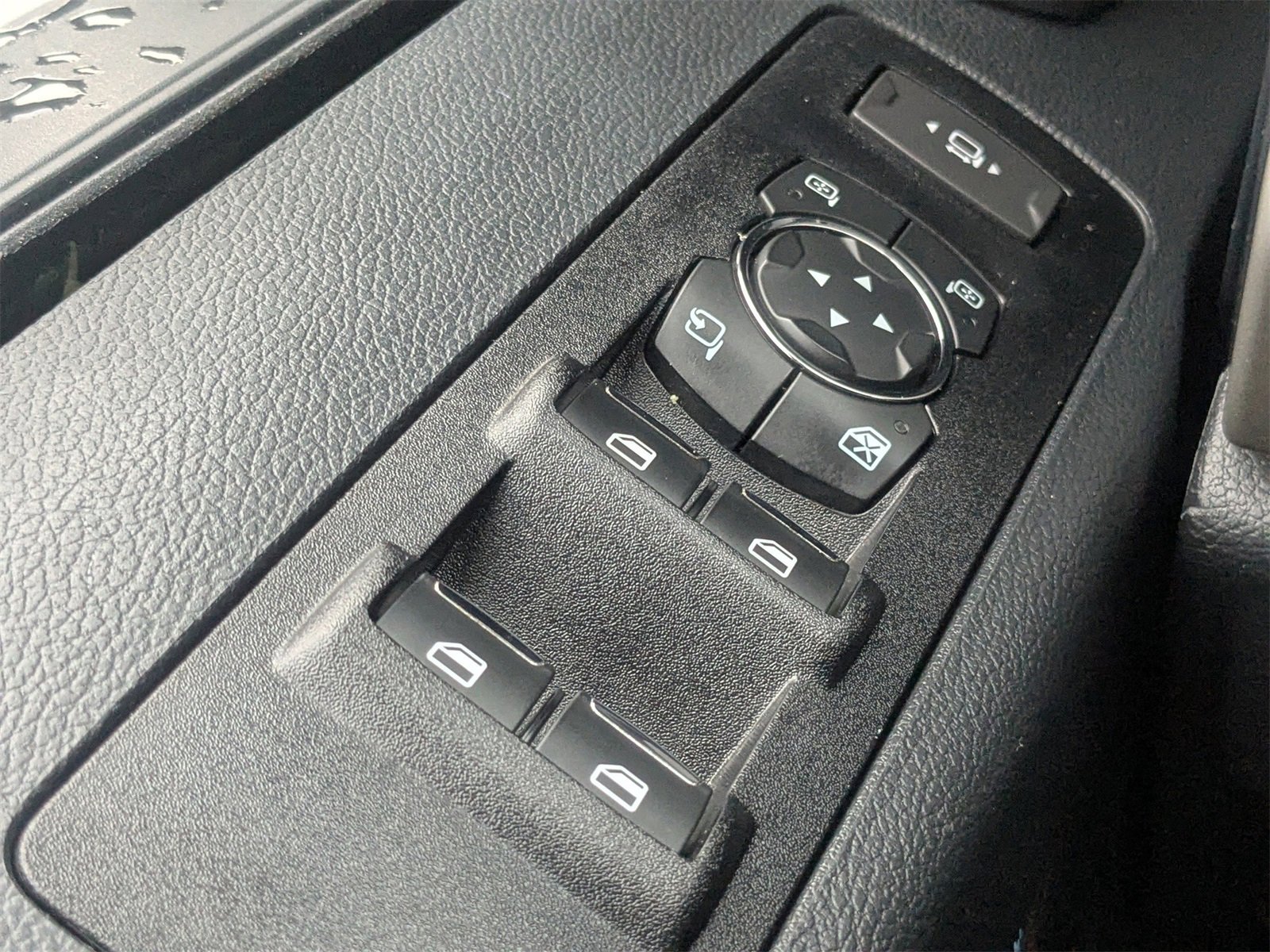 Used 2022 Ford F350 Lariat w/ Lariat Ultimate Package image 26