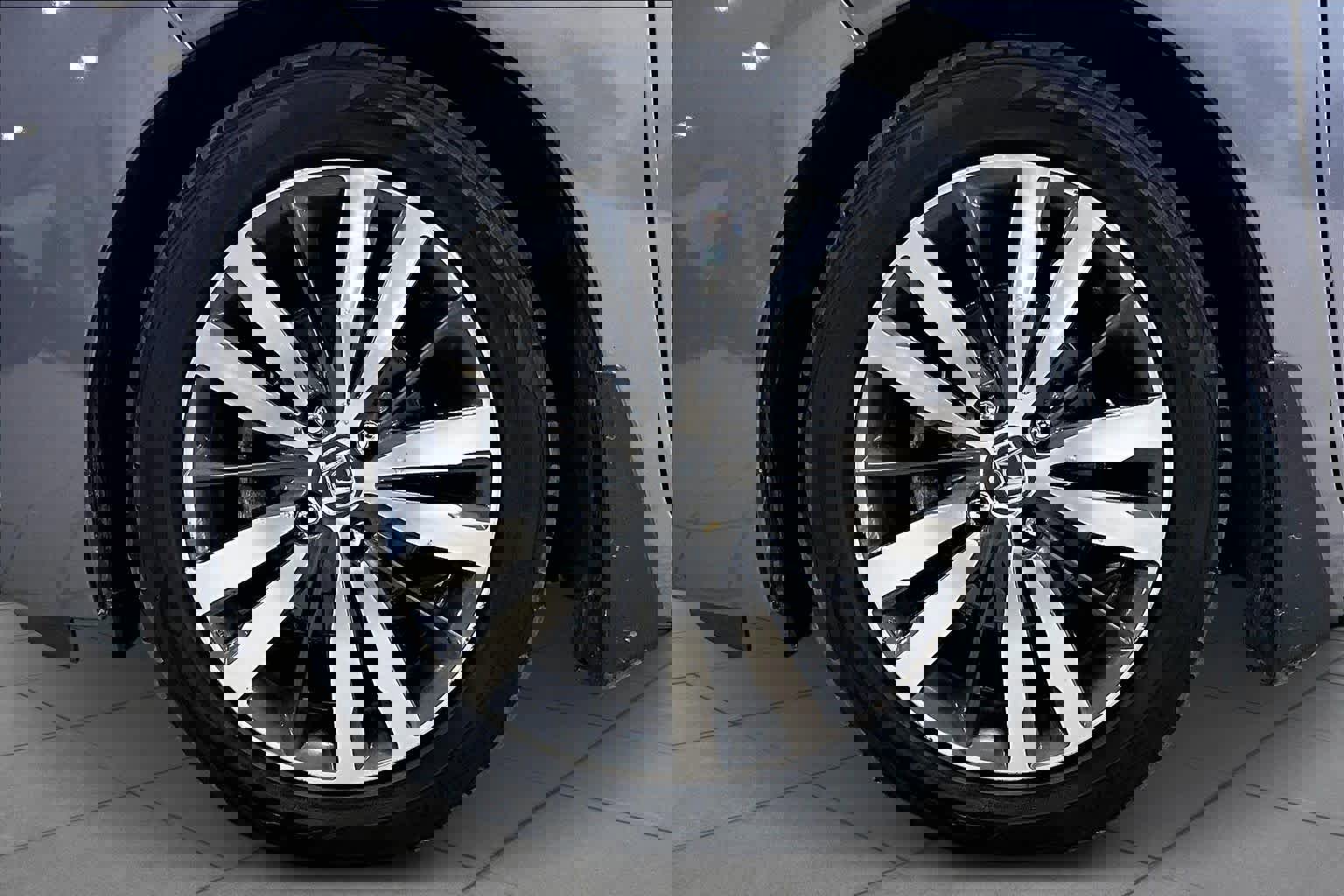 Used 2015 Honda Fit EX image 11