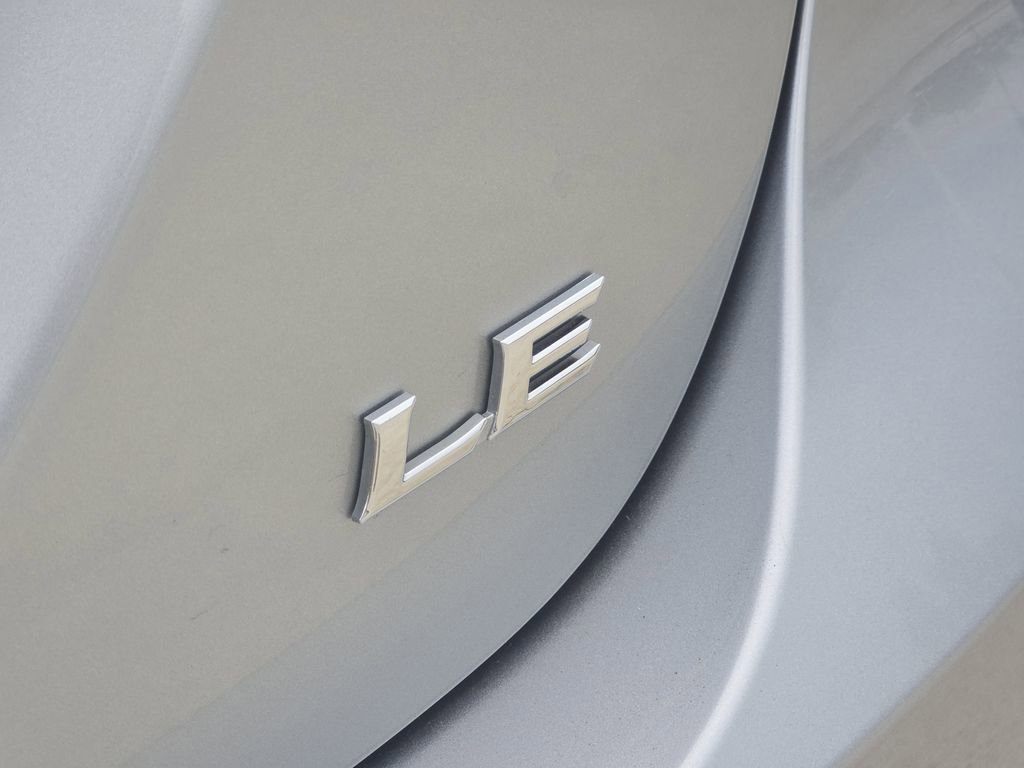 Used 2024 Toyota Camry LE FWD image 12
