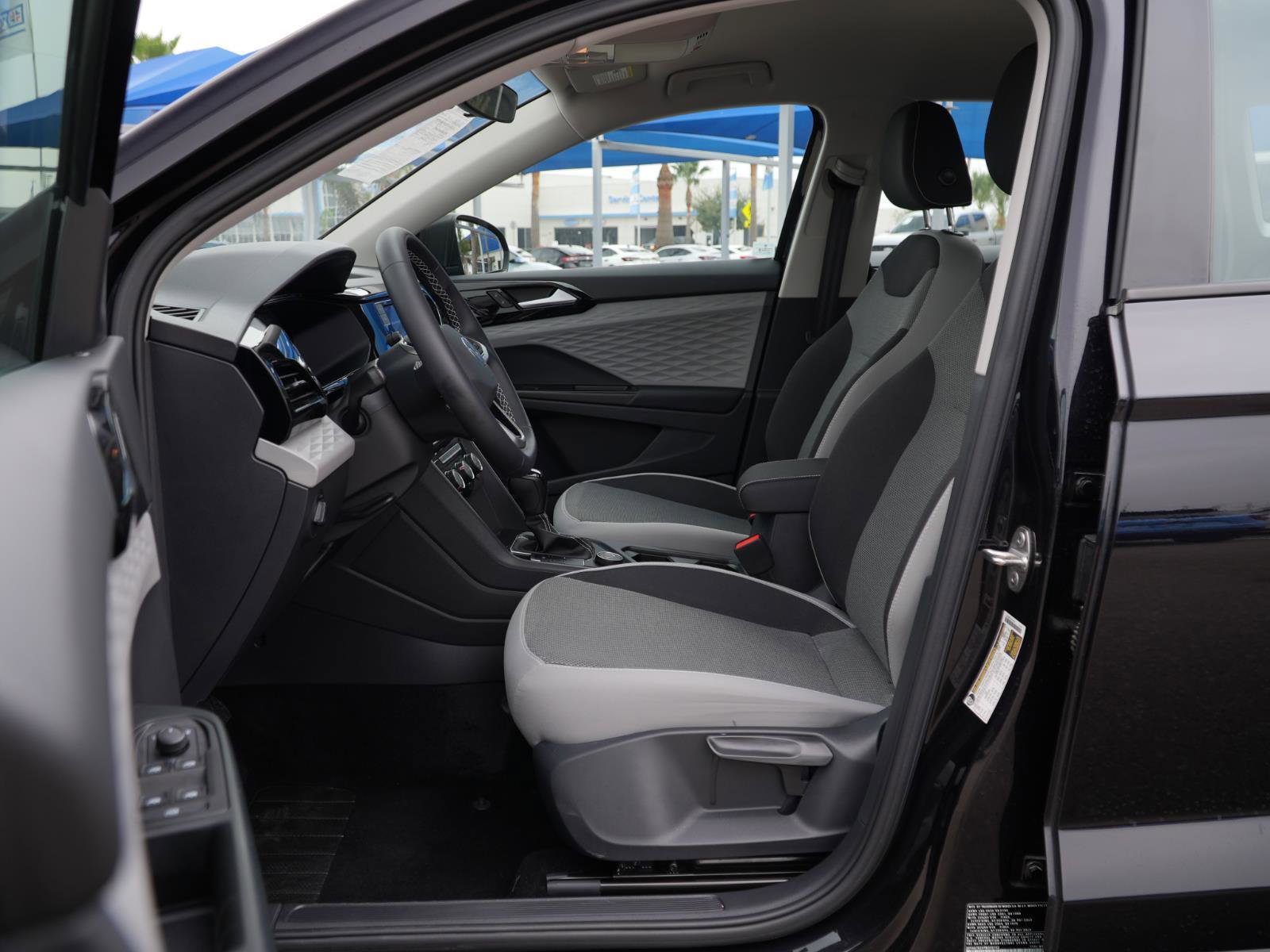 Used 2023 Volkswagen Taos S image 15