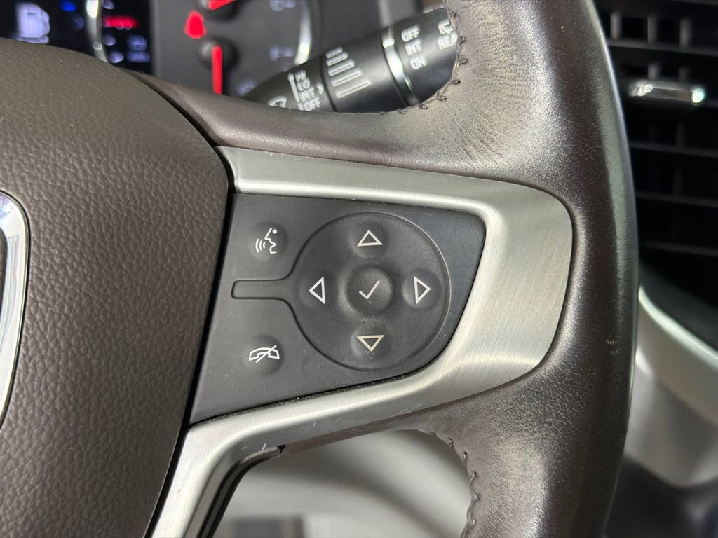 Used 2022 GMC Acadia SLT w/ Technology Package image 28