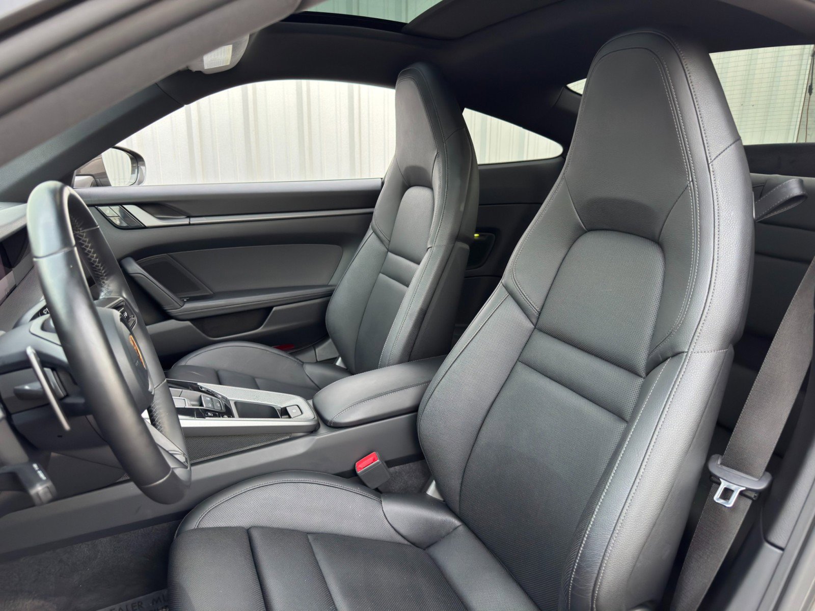 Used 2021 Porsche 911 Carrera w/ Premium Package image 34